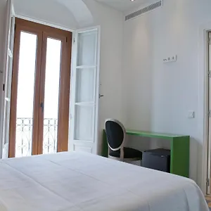 hostal-el-alojado-de-velarde.es-andalucia.com/