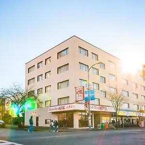 ** Otel Bay Kanada
